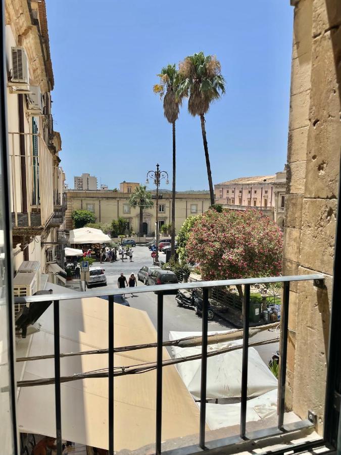 Hercules Suites Noto Exteriör bild