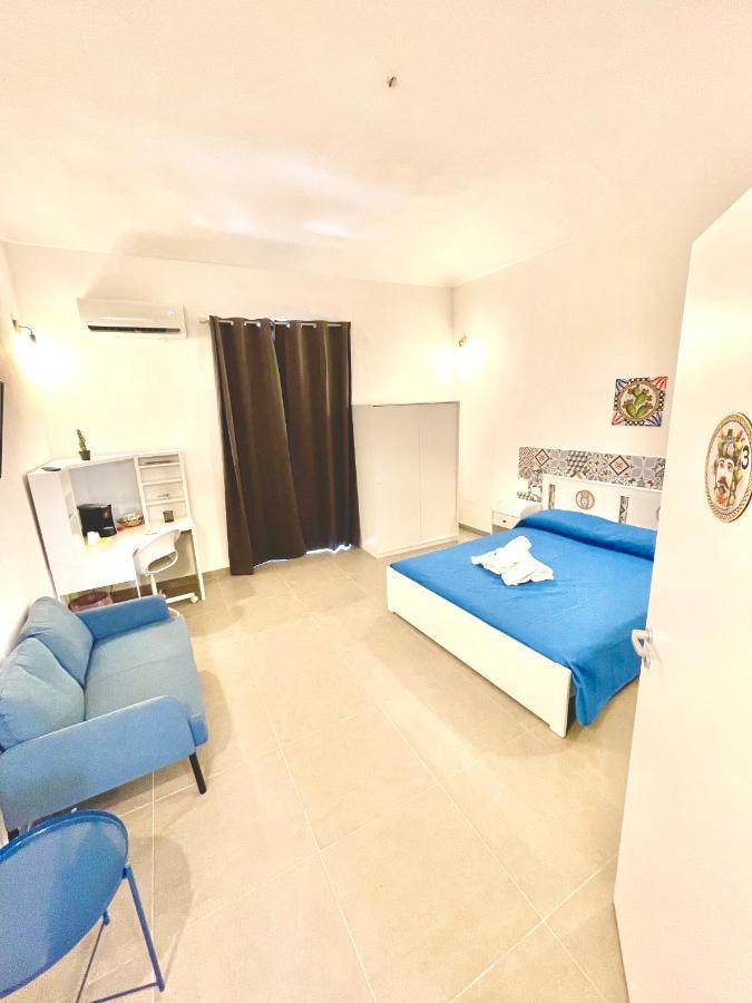Hercules Suites Noto Exteriör bild