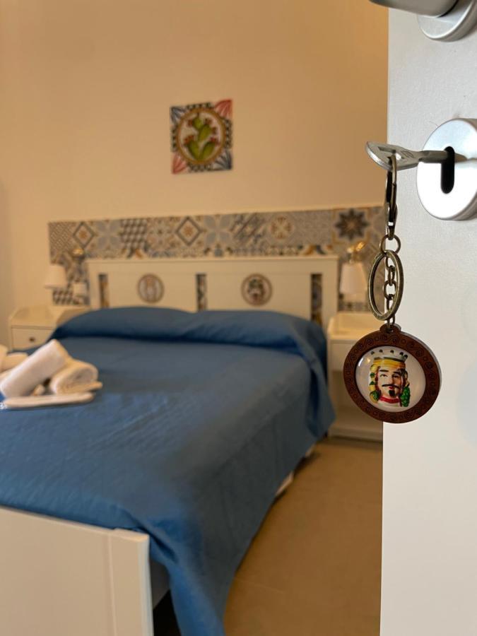 Hercules Suites Noto Exteriör bild
