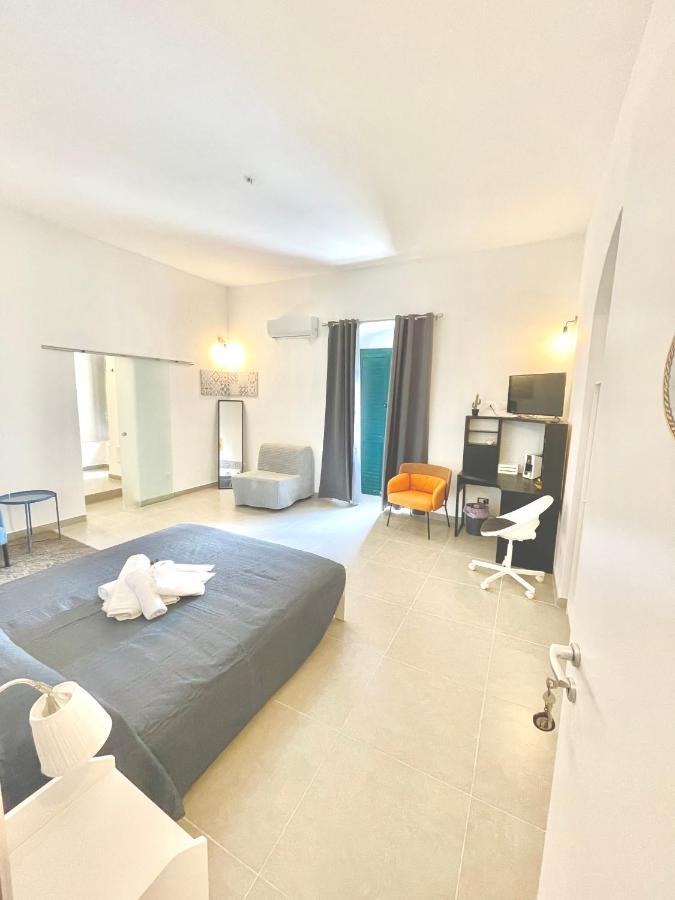Hercules Suites Noto Exteriör bild