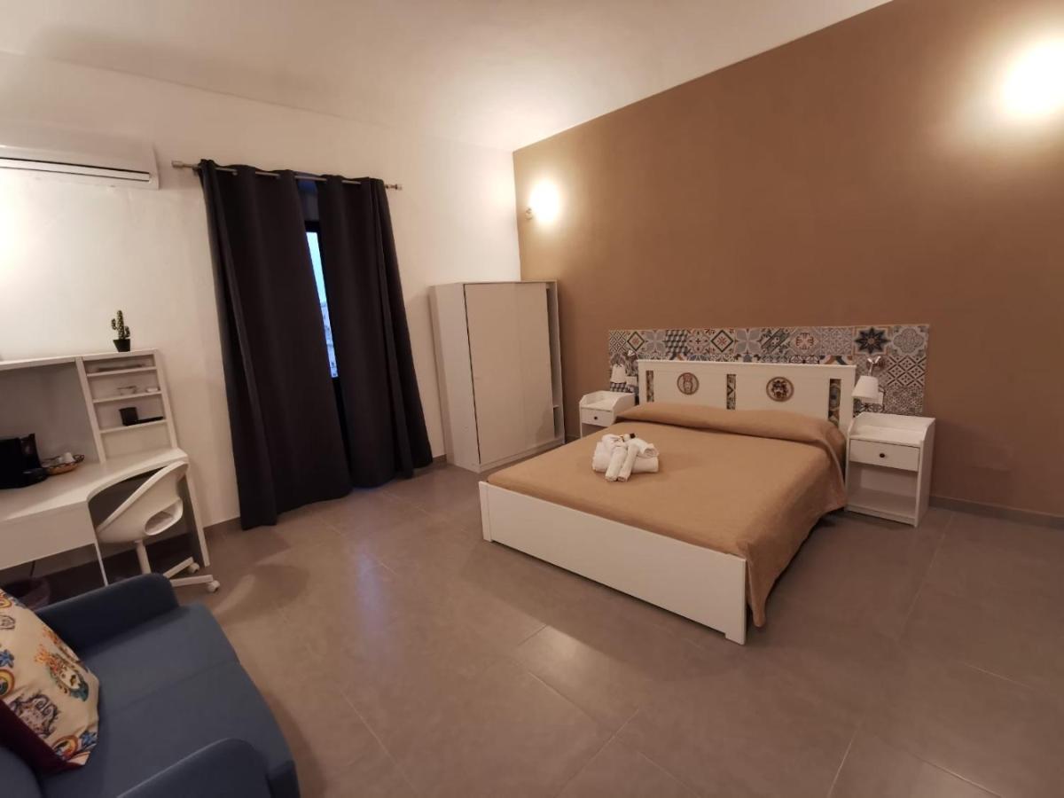 Hercules Suites Noto Exteriör bild